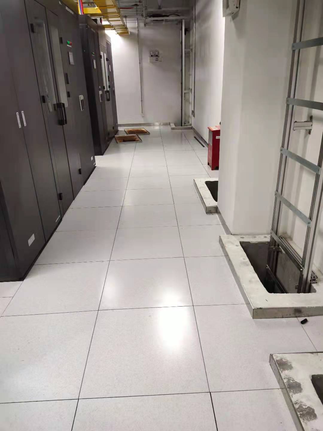 防静电地板的价格和安装费