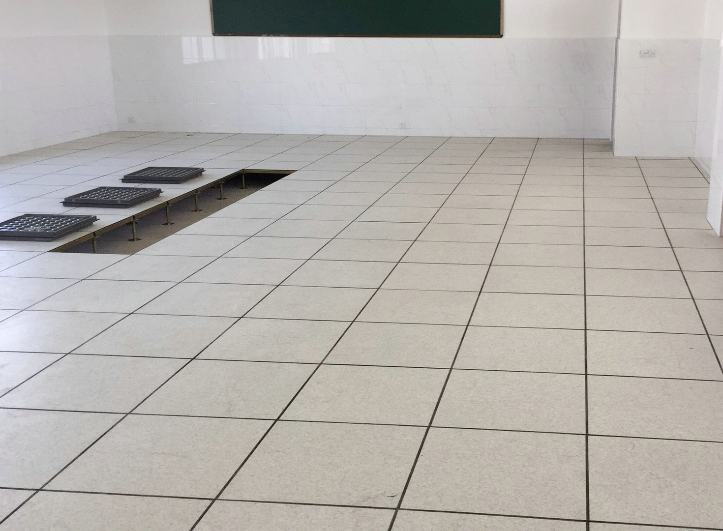 地板防静电