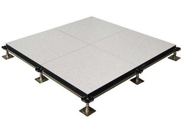 《架空防静电地板通风率计算模型：如何根据机柜热密度精准设计17%-50%开孔率？》