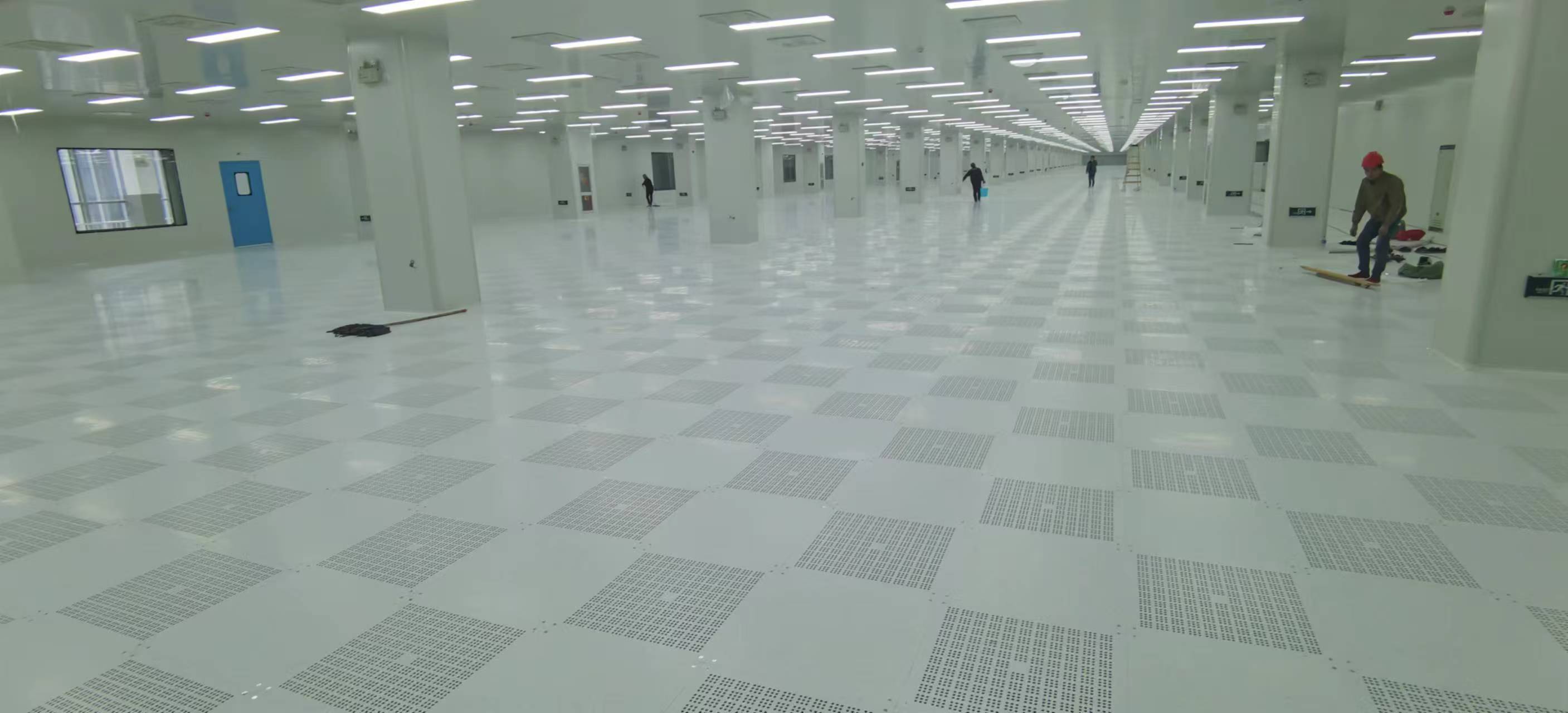 连鹏城实验室、中国银行都选它！这款防静电地板，到底强在哪？